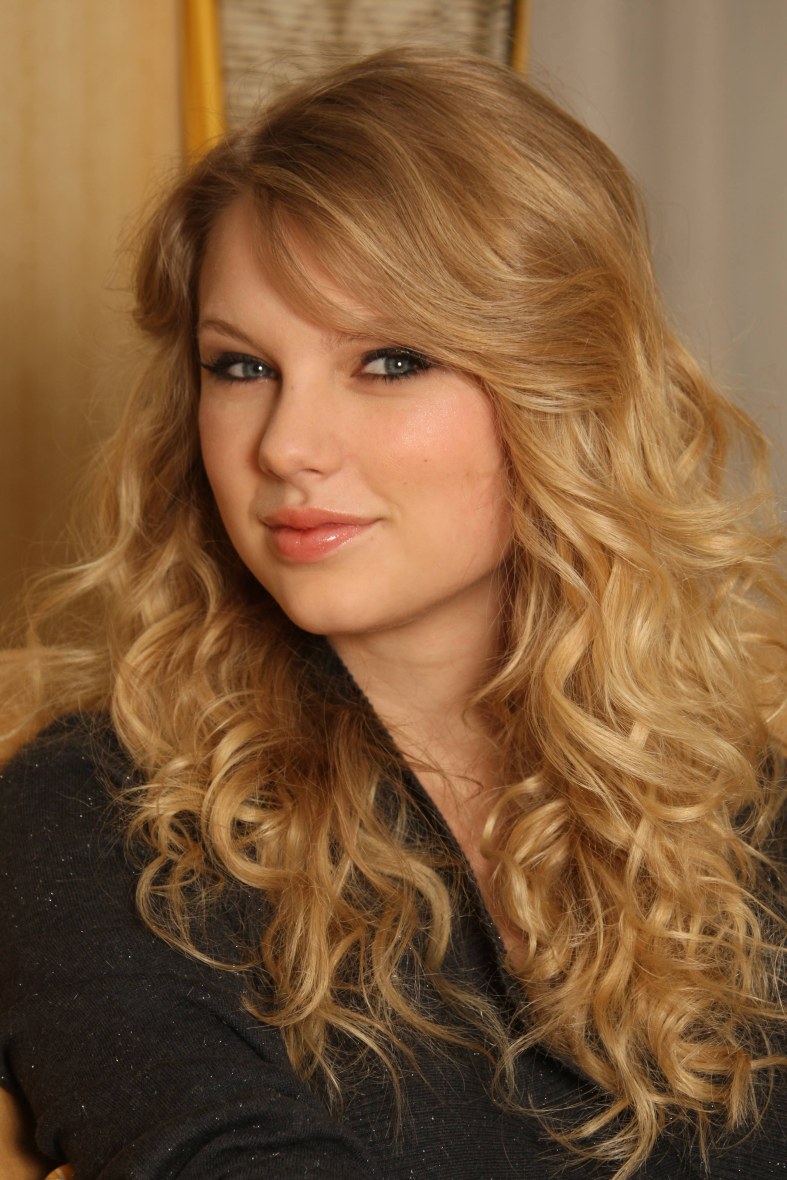 >Taylor Swift