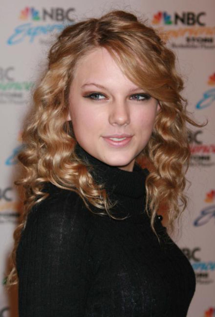>Taylor Swift