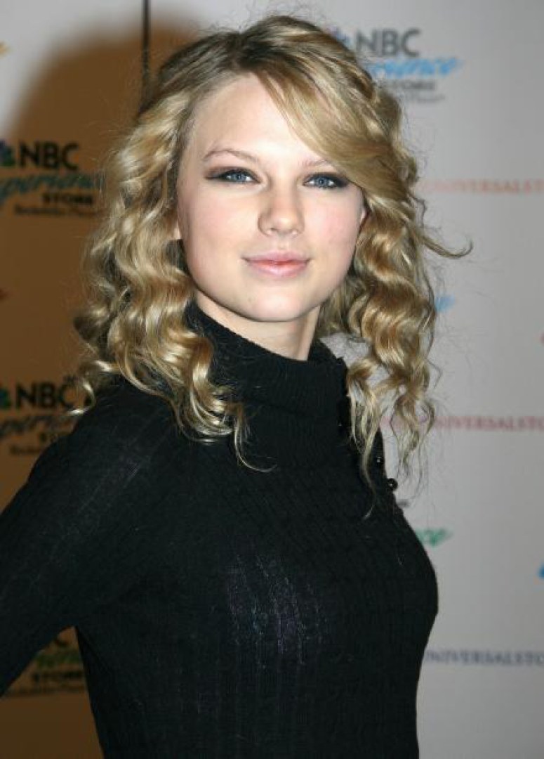 >Taylor Swift