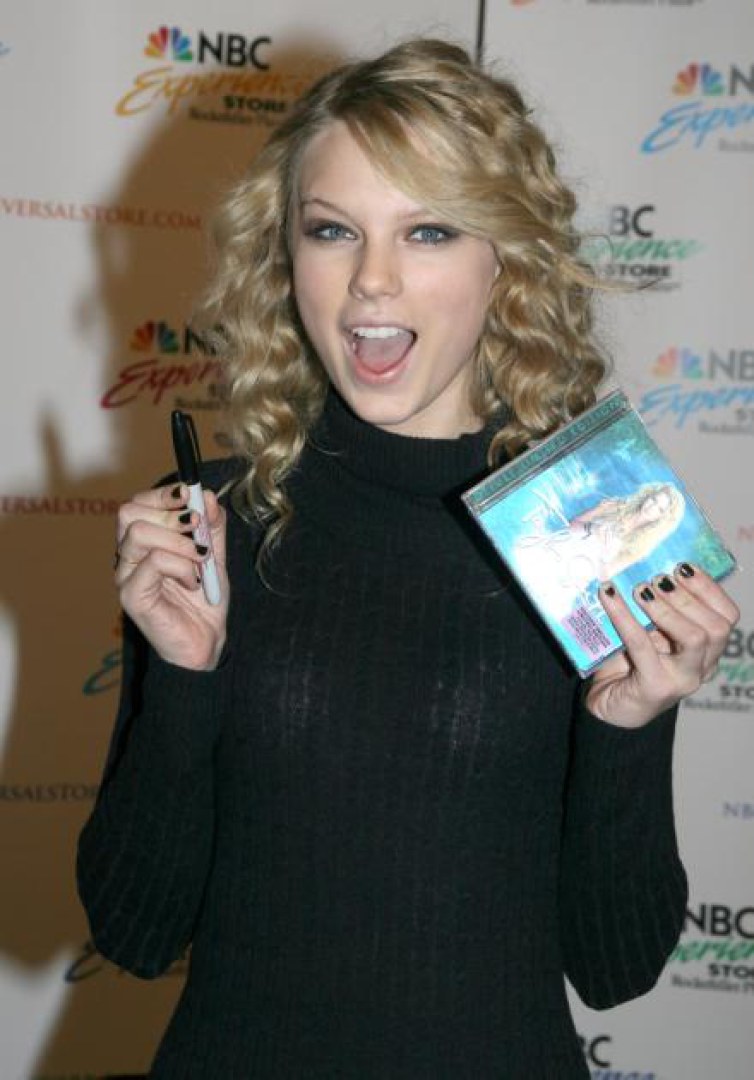 >Taylor Swift