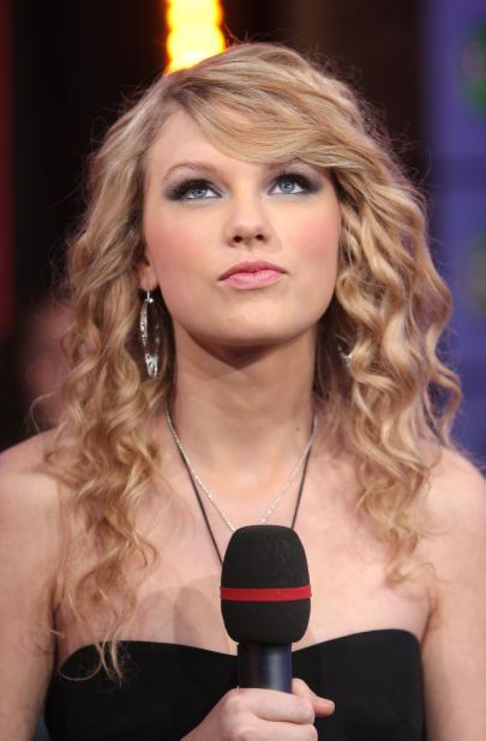 >Taylor Swift