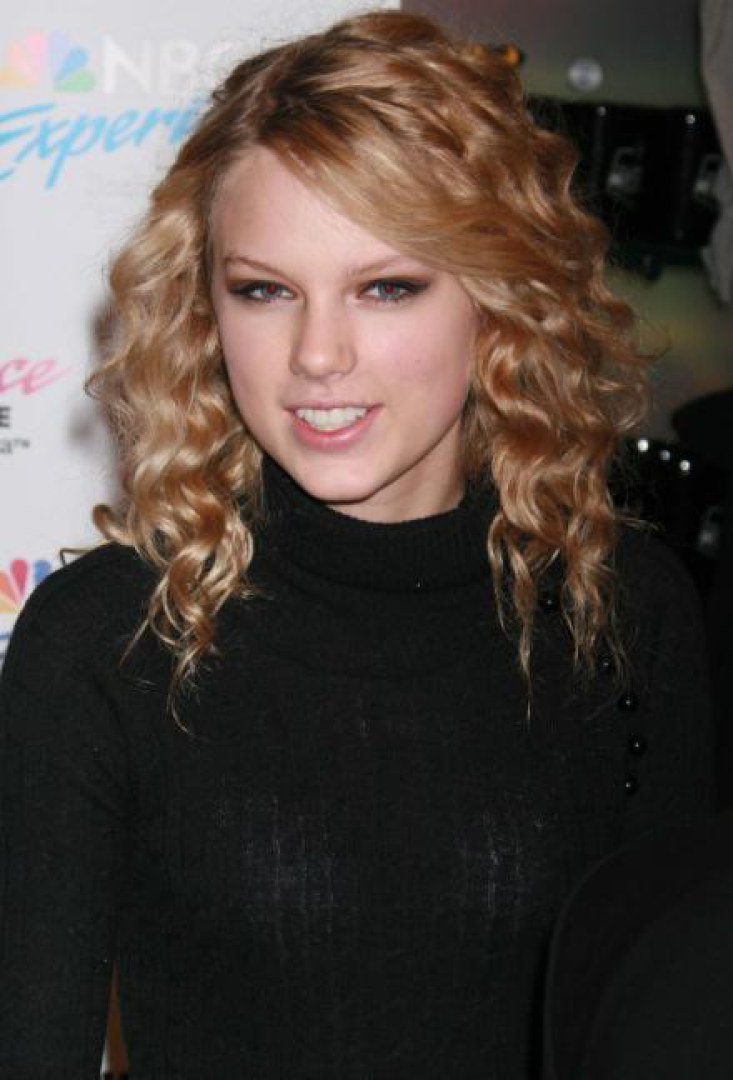 >Taylor Swift