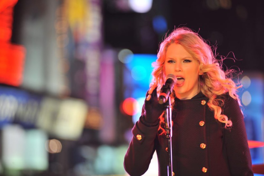 >Taylor Swift