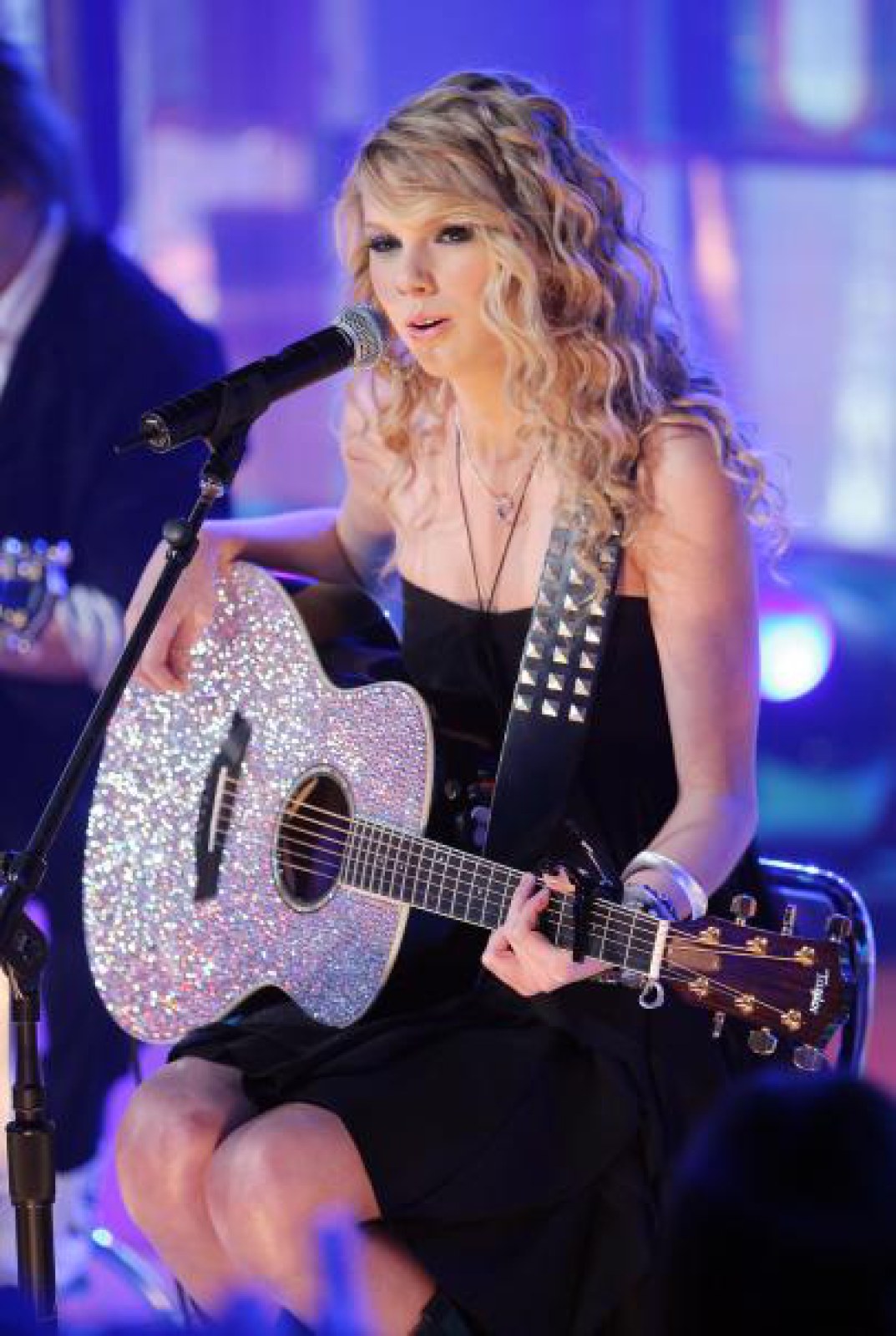 >Taylor Swift