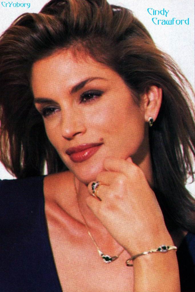 >Cindy Crawford