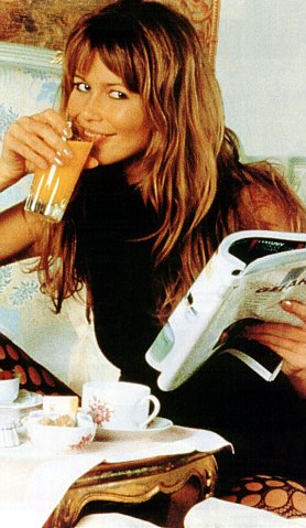 >Claudia Schiffer