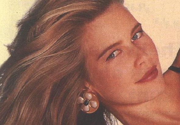 >Claudia Schiffer