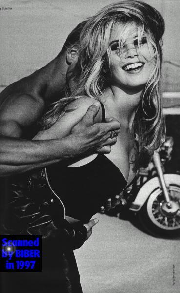 >Claudia Schiffer