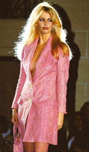 >Claudia Schiffer