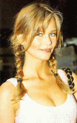 >Claudia Schiffer