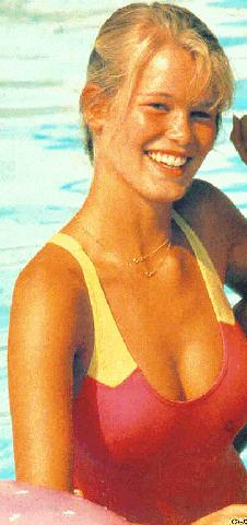 >Claudia Schiffer