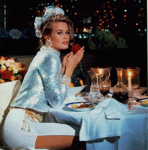 >Claudia Schiffer