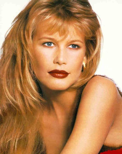 >Claudia Schiffer