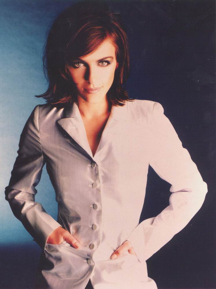 >Elizabeth Hurley