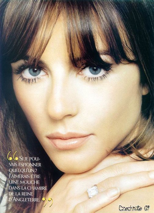 >Elizabeth Hurley