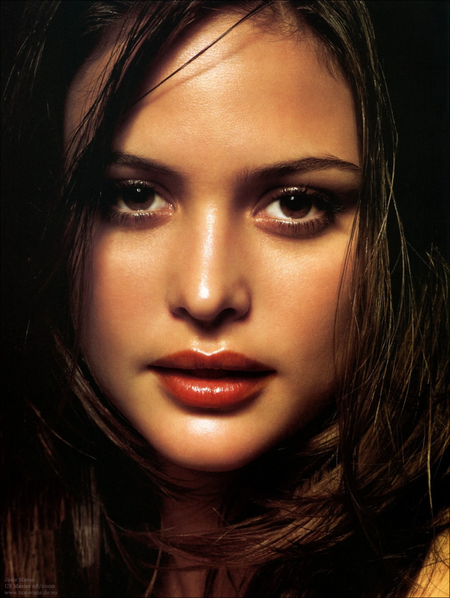 >Josie Maran