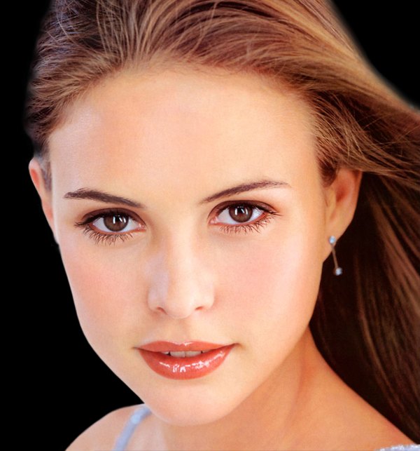 >Josie Maran