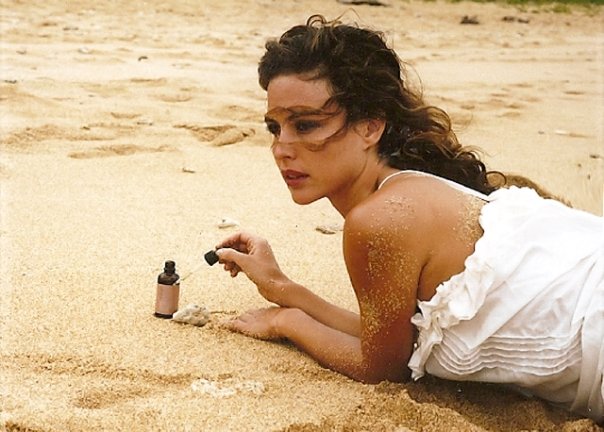 >Josie Maran