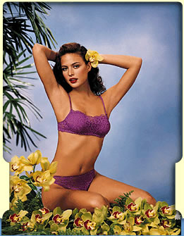 >Josie Maran