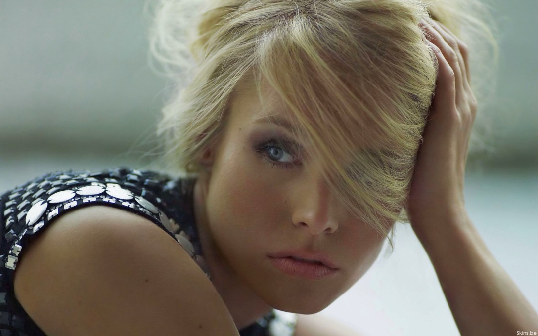 >Kristen Bell