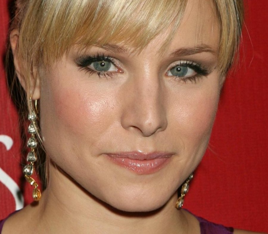>Kristen Bell
