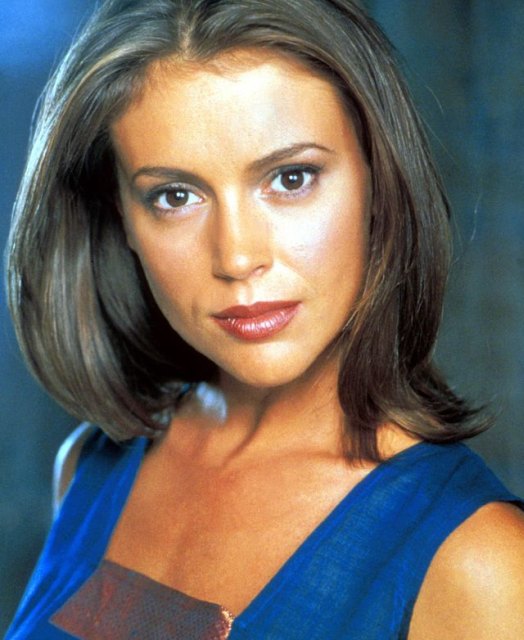 >Alyssa Milano
