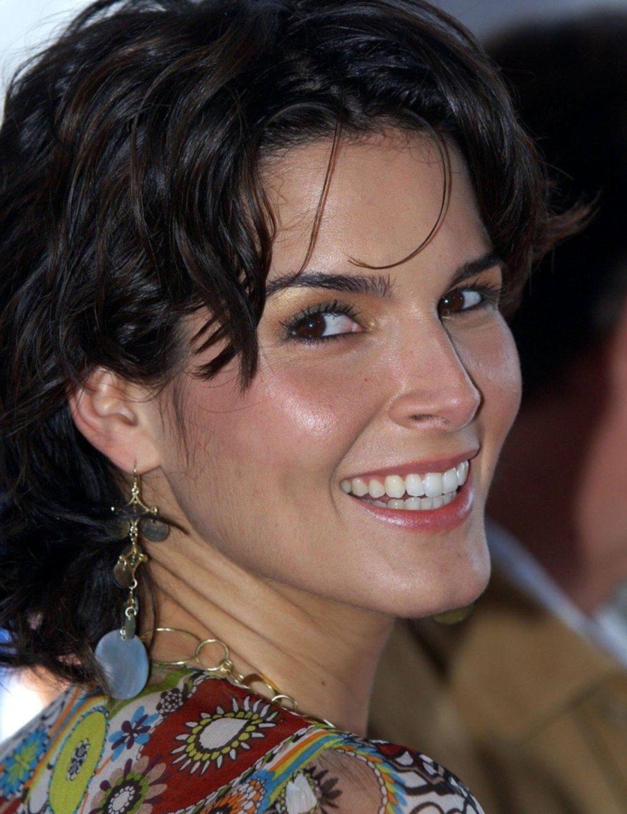 >Angie Harmon
