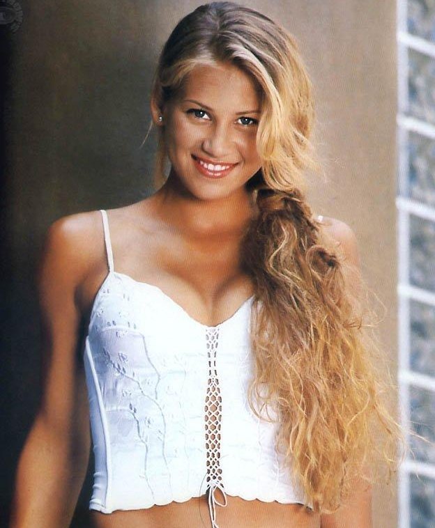 >Anna Kournikova