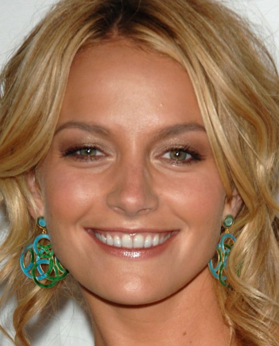 >Becki Newton