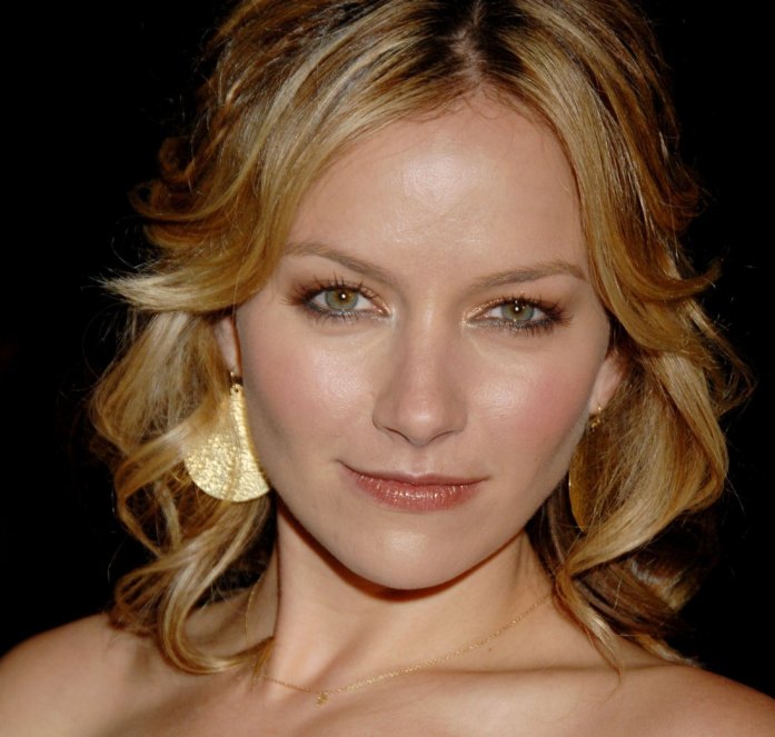 >Becki Newton