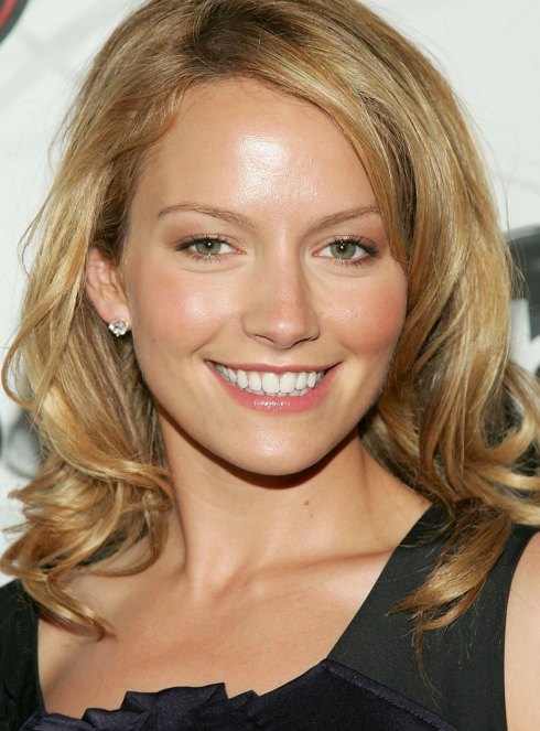 >Becki Newton