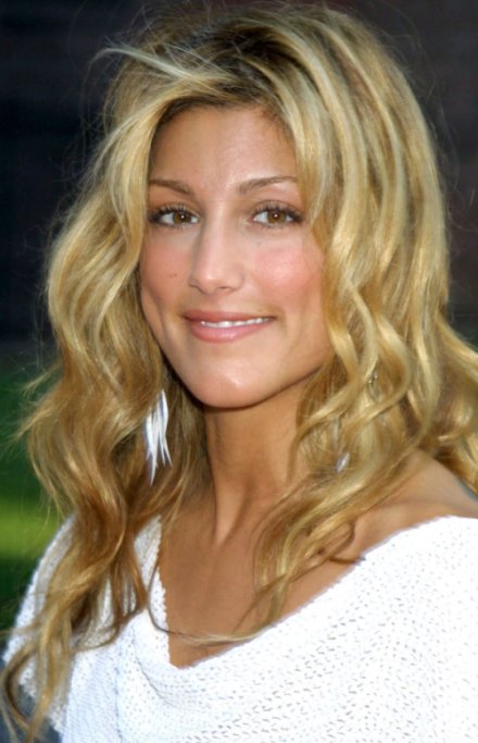 >Jennifer Esposito