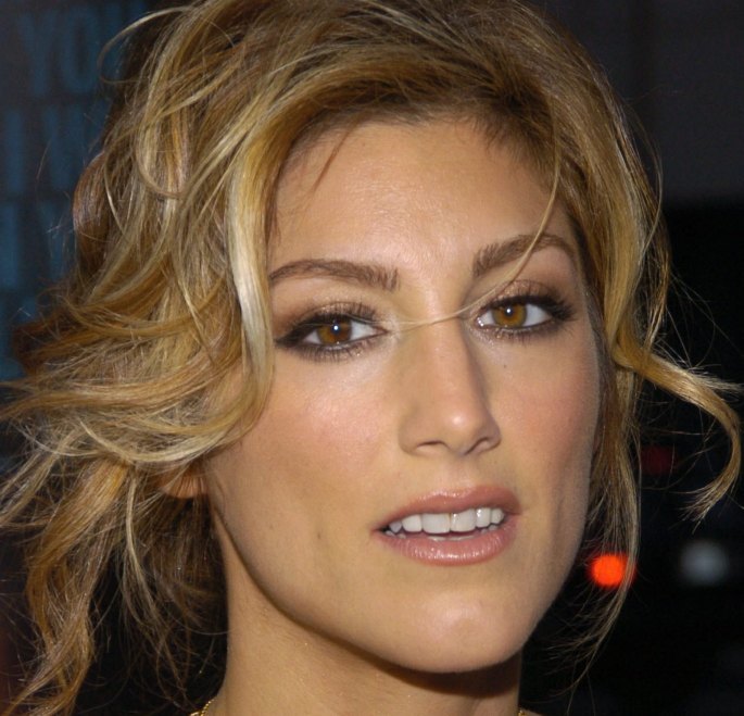 >Jennifer Esposito