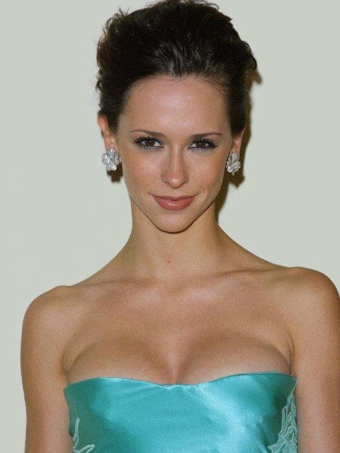 >Jennifer Love Hewitt