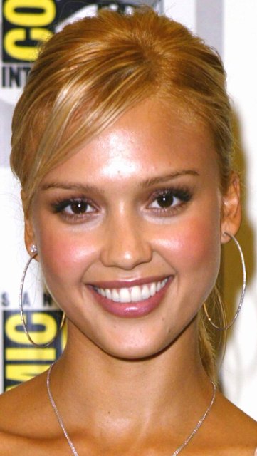 >Jessica Alba