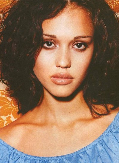>Jessica Alba