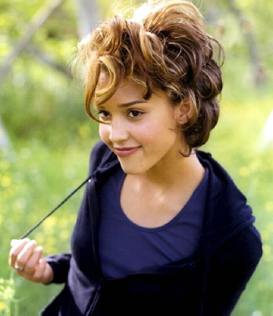 >Jessica Alba