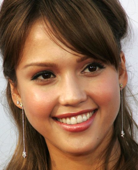 >Jessica Alba