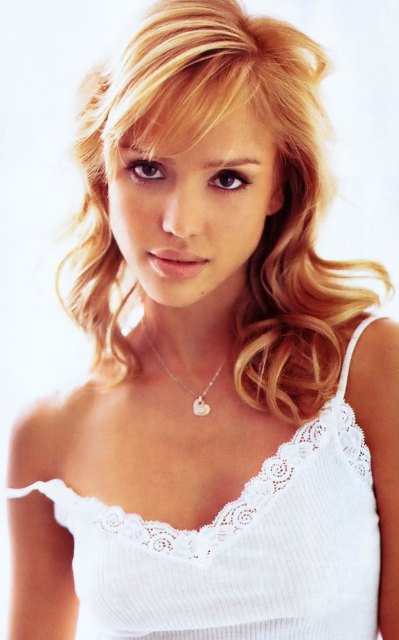 >Jessica Alba