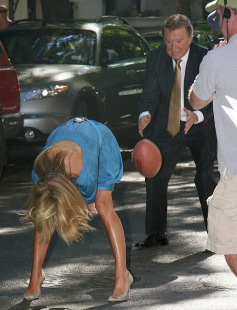 >Kelly Ripa
