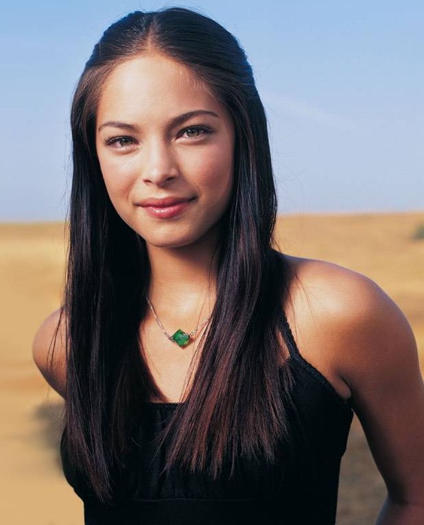 >Kristin Kreuk