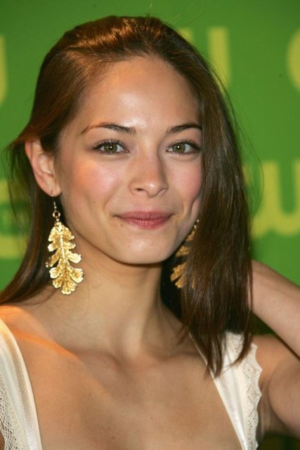 >Kristin Kreuk