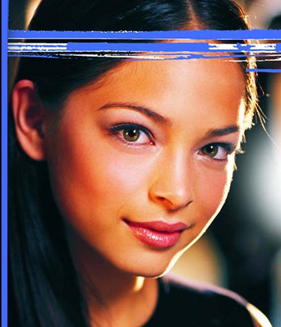 >Kristin Kreuk