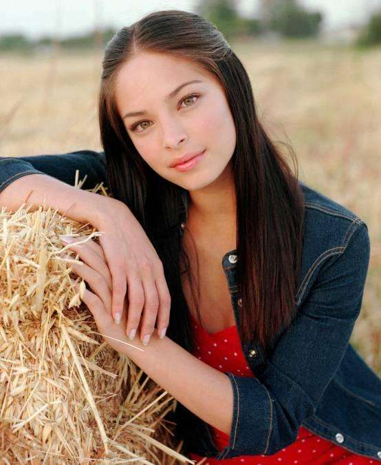 >Kristin Kreuk