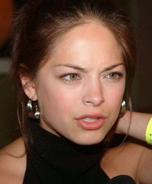 >Kristin Kreuk