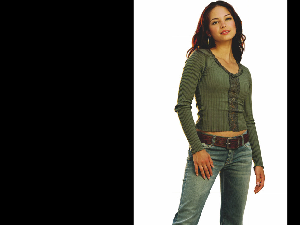 >Kristin Kreuk