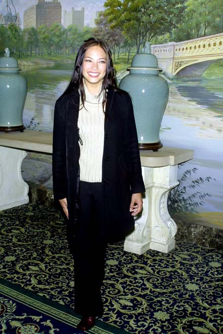 >Kristin Kreuk