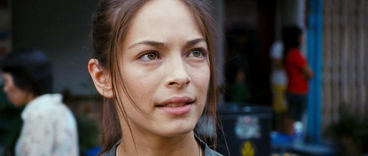 >Kristin Kreuk