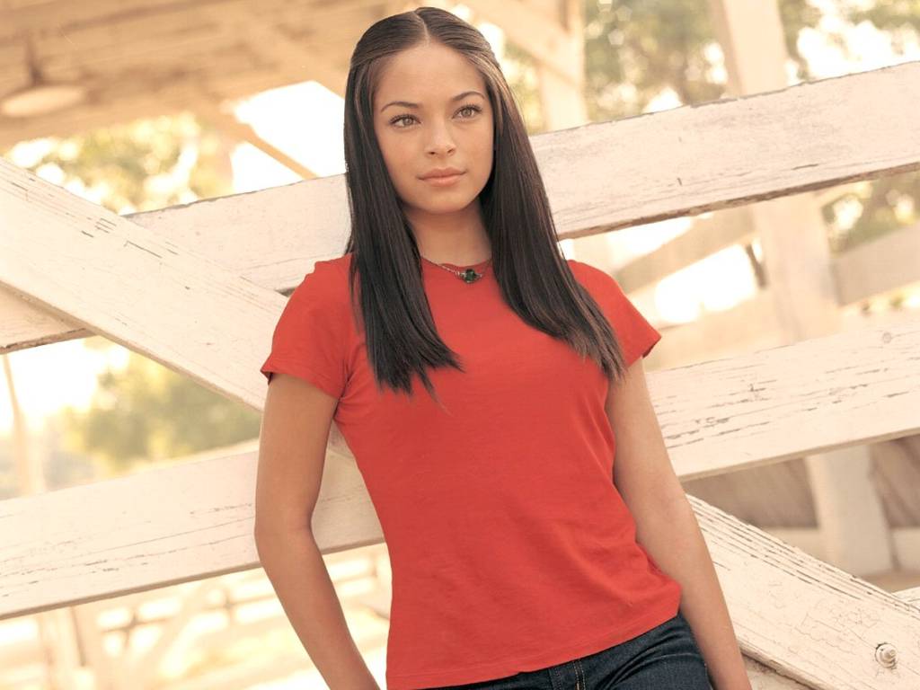 >Kristin Kreuk