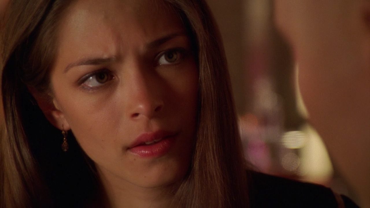 >Kristin Kreuk